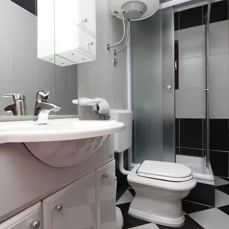 Pensionat Double Metajna 3306f 3*